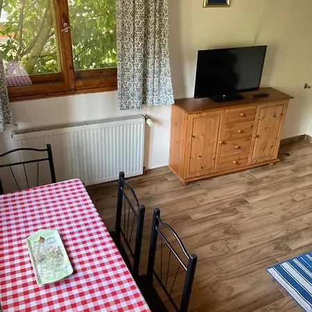 Holiday home Hetmerfoeldes Vendeghaz
