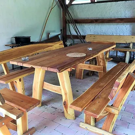 Hetmerfoeldes Vendeghaz Holiday home *