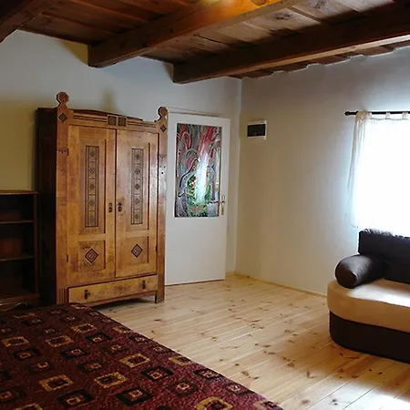 Holiday home Hetmerfoeldes Vendeghaz *