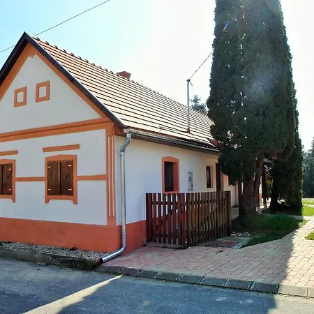 Holiday home Hetmerfoeldes Vendeghaz Szaknyer